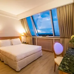 Hotel Shg De La
